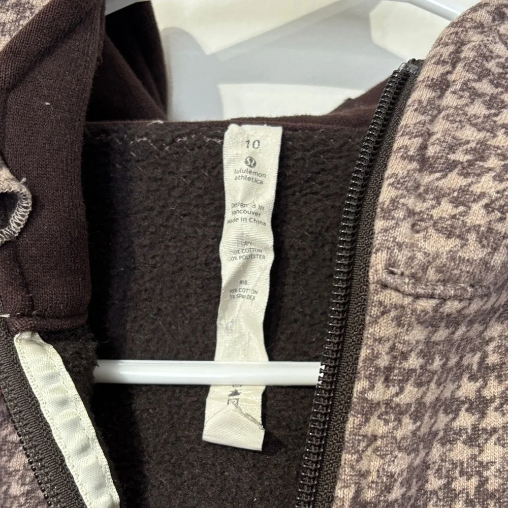 Lululemon Scuba Full Zip Hoodie – Brown Patterned - Picture 2 of 7